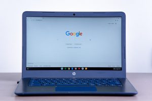 Laptop Chromebook Notebook Tech  - melkhagelslag / Pixabay
